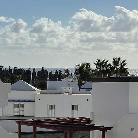 Pistachio Apartment 323 - Lanzarote Apartment Коста-Тегисе Экстерьер фото