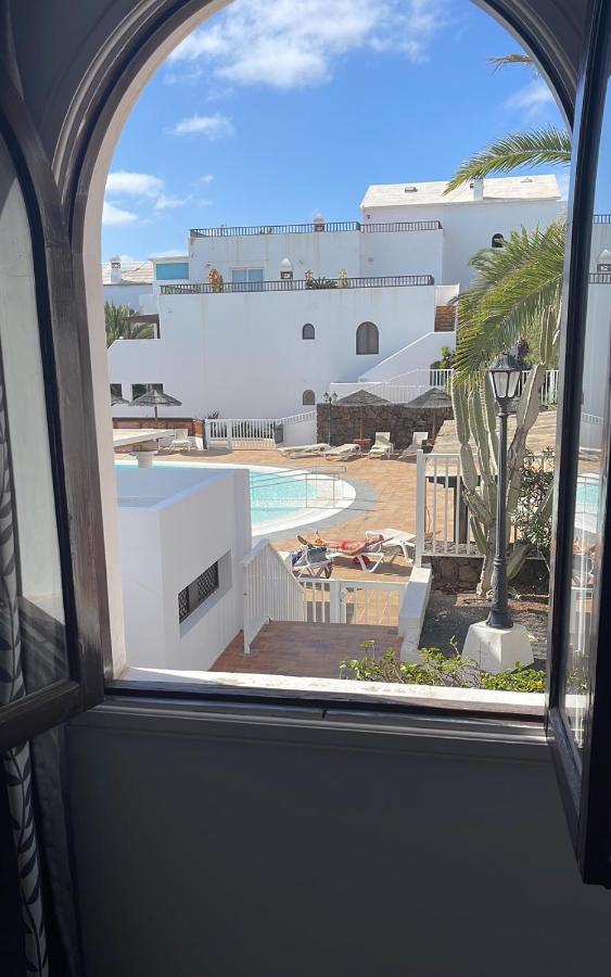 Pistachio Apartment 323 - Lanzarote Apartment Коста-Тегисе Экстерьер фото