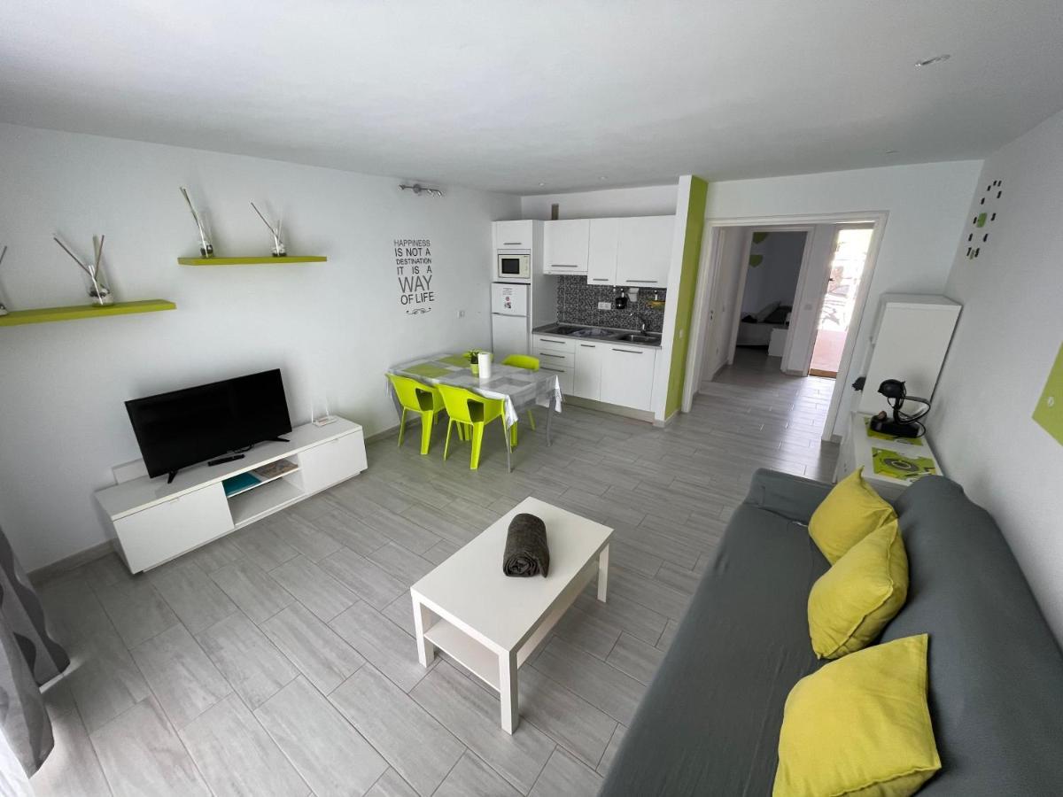 Pistachio Apartment 323 - Lanzarote Apartment Коста-Тегисе Экстерьер фото